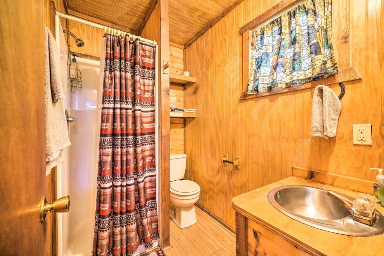 Rustic Davis Cabin Less Than Half Mile To Turner Falls! Zewnętrze zdjęcie